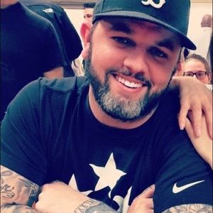 Meet your Posher, Wally